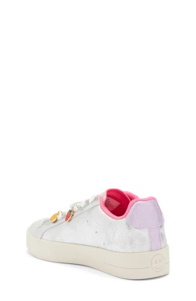 Steve Madden Kids' Jcharmnd Low Top Sneaker In Metallic