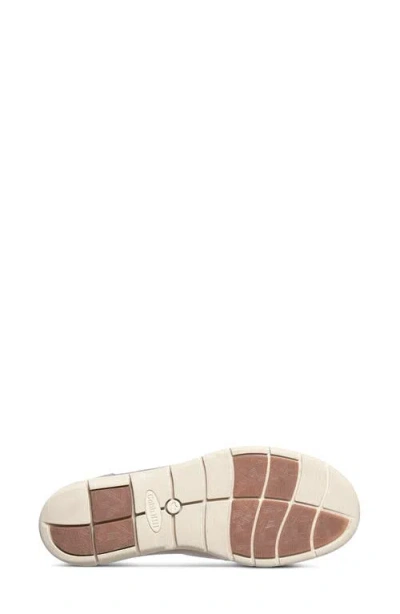 Rockport Cobb Hill Lenoir Slip-on Sneaker In Light Brown