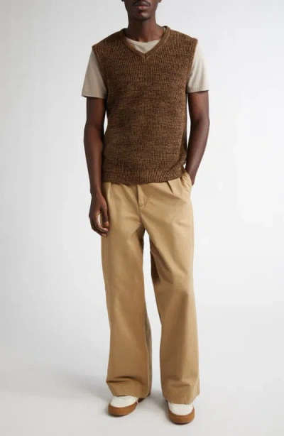 Noah Pleated Baggy Chinos In Khaki