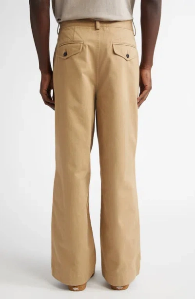 Noah Pleated Baggy Chinos In Khaki