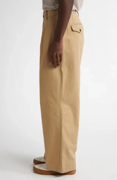 Noah Pleated Baggy Chinos In Khaki