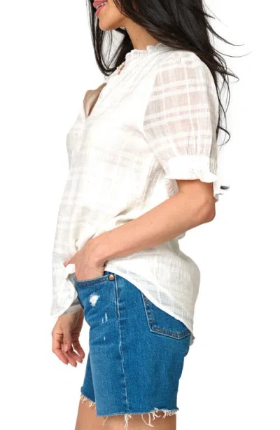 Gibsonlook Dianthus Crinkle Cotton Henley Top In White