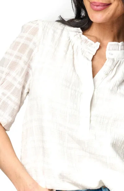 Gibsonlook Dianthus Crinkle Cotton Henley Top In White