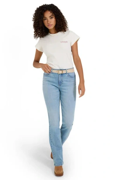 Wrangler High Waist Bootcut Jeans In Dune