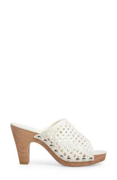 Nina Ursula Slide Sandal In Sailcloth