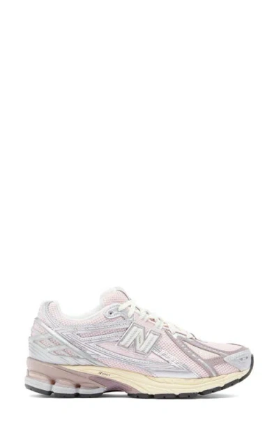 New Balance 1906 Lace-up Snrakers In Rose Sugar/pearl Grey