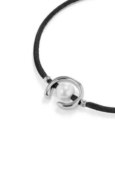 Unode50 Sterling Silver-plated Black Thread Bracelet With Shell Pearl Accessory In Silver