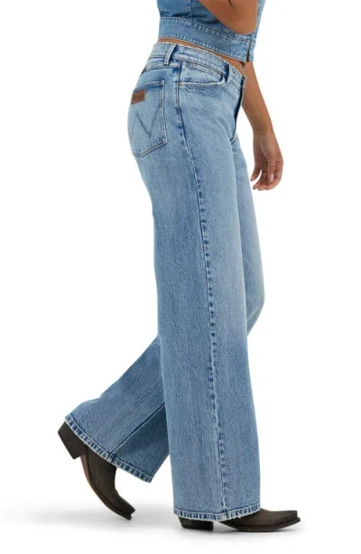 Wrangler Low Rise Baggy Jeans In Dallas