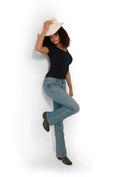 Wrangler Low Rise Bootcut Jeans In Jasper