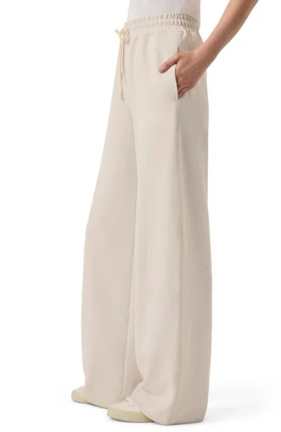 Splendid Waffle Scuba Pants In Moonstone In Neutral
