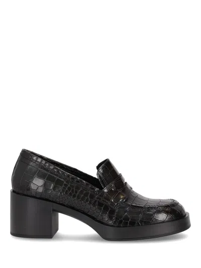 La Rose Black Leather Loafer Heels In Musgo