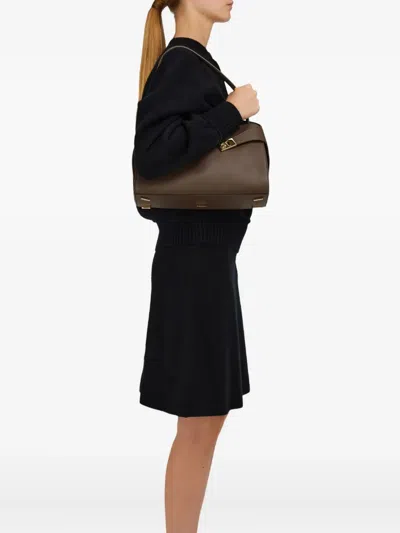 FERRAGAMO LARGE SOFT HUG SHOULDER BAG 