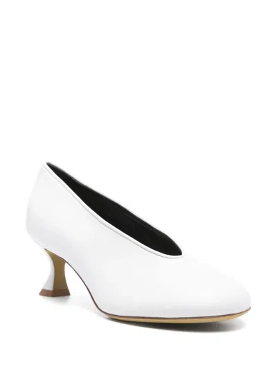 Moschino "duck" Almond Toe Curved Heel Pumps In White