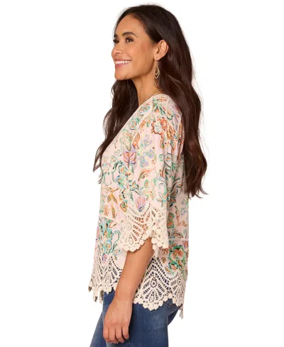 Democracy Petite Floral-print Scalloped-hem Crochet Top In Pale Peach