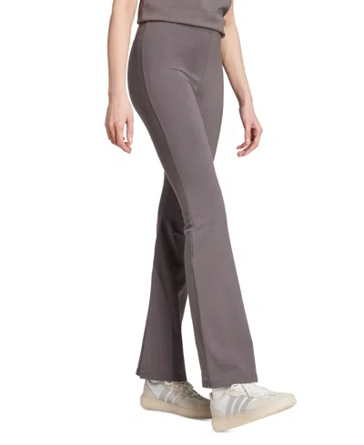 Adidas Originals Women's Essentials Small Logo Flared Leggings In Green