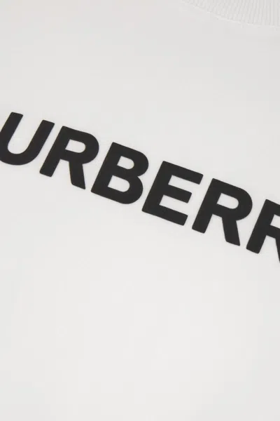Shop Burberry T-shirt In White