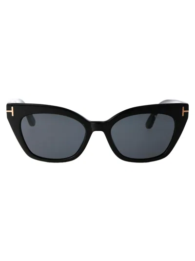 Tom Ford Sunglasses In 01a Nero Lucido / Fumo