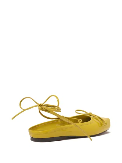 Hui Milano Flache Lime Pumps In Gelb