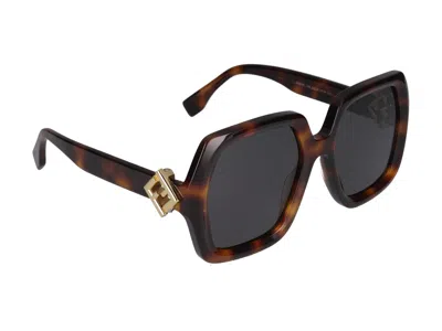 Maison Fendi Sunglasses In Multicolor