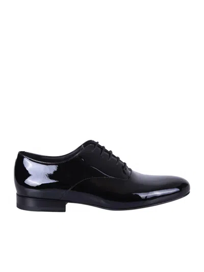 Valentino Round Toe Oxford Lace-up Shoes In Black