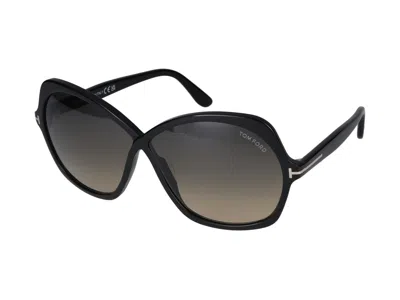 Tom Ford Sunglasses In Glossy Black/smoke Grad