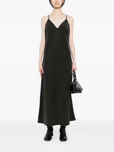 Jnby V-neck Dress In Grey