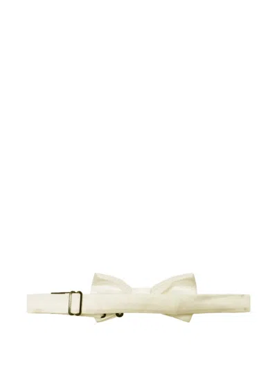 Romano Satin Bow Tie In White