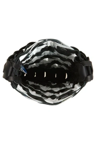 Sc103 Medium Links Leather Tote In Pivot