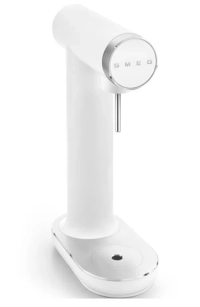 Smeg Sparkling Water Maker In White