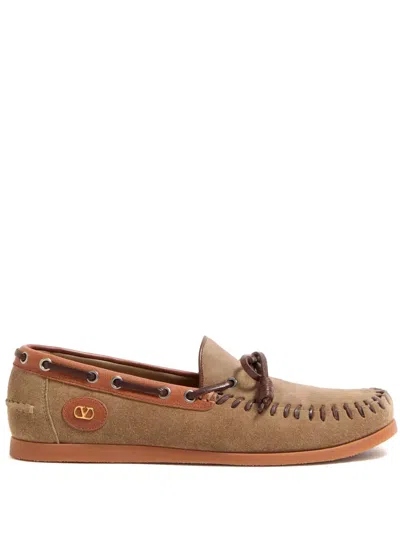 Valentino Garavani Palm Avenue Crust Leather Boat Shoes In Brown
