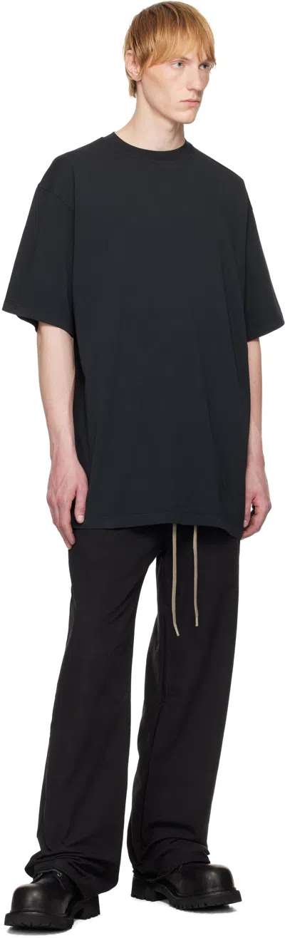 A Diciannoveventitre Black Short Sleeve Andy T-shirt