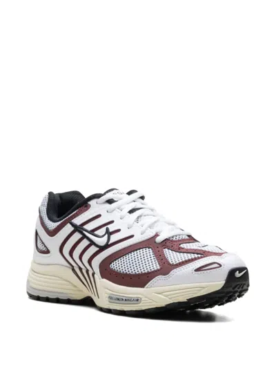 Nike Air Pegasus 2005 Sneaker In White
