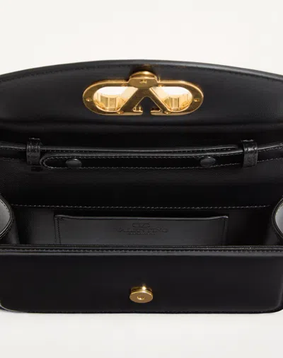 Valentino Garavani Garavani Vain Clutch Bag In Shiny Calfskin Woman Black Uni In Black