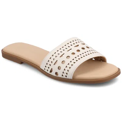 Journee Collection Womens Brodie Flat Sandals In Beige