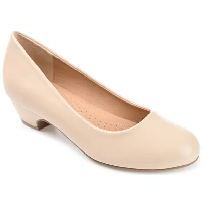 Journee Collection Saar Womens Round Closed Toe Block Heel Pumps In Brown