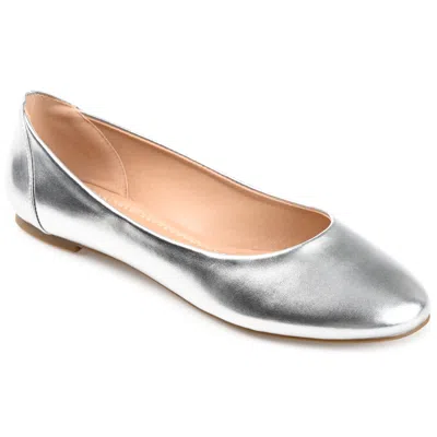 Journee Collection Womens Kavn Medium And Wide Width Comfort Insole Slip On Round Toe Ballet Flats In Silver
