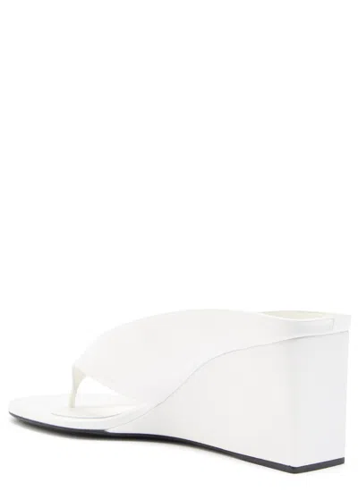 Alaïa Mule Infradito In White