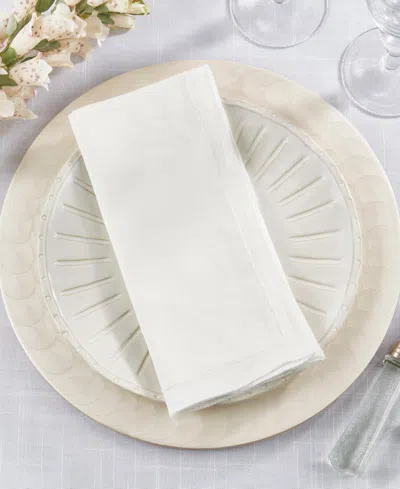 Saro Lifestyle Stonewashed Overlock Linen Edge Napkins, 20" X 20" In Ivory