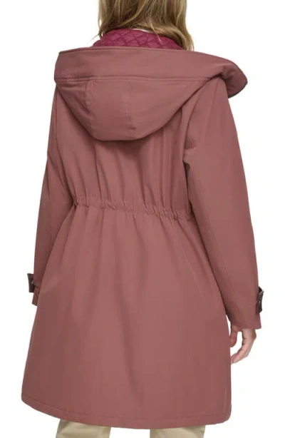 Andrew Marc Gemas Lightweight Parka Coat With Matte Shell And Faux Leather Details In Fig