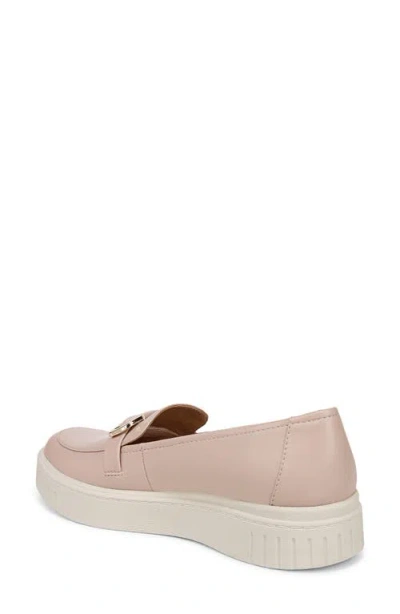 Lifestride Women's Geneva-bit Closed Round Toe Platform Loafers In Blush