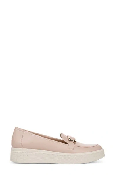 Lifestride Women's Geneva-bit Closed Round Toe Platform Loafers In Blush