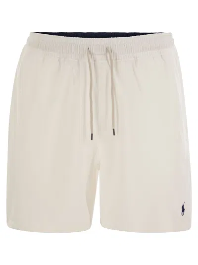 Polo Ralph Lauren Short En Velours Côtelé In White