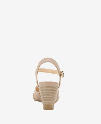 Reaction Kenneth Cole Reaction - Gomi Wedge Sandal In Chai