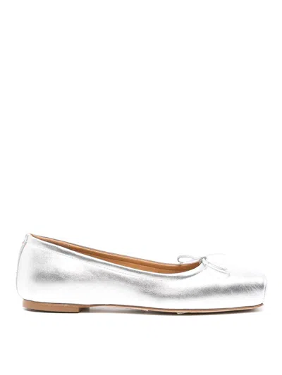 Aeyde Gabriella Laminated Nappa Leather In Silver