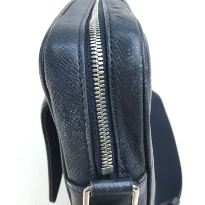 Pre-owned Louis Vuitton Navy Leather Shoulder Bag ()