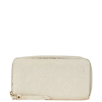 Pre-owned Louis Vuitton Neige White Leather Coin Purse/coin Case () In Neige, White