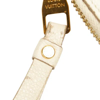 Pre-owned Louis Vuitton Neige White Leather Coin Purse/coin Case () In Neige, White