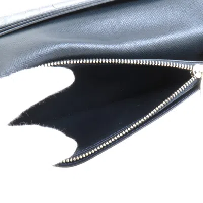 Pre-owned Louis Vuitton Taiga Boreal Taiga Leather Long Wallet (bi-fold) ()