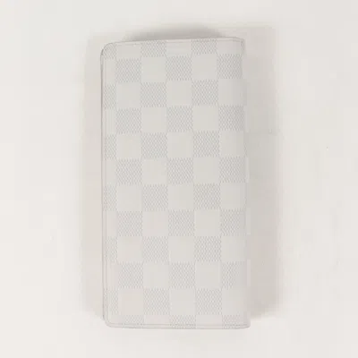 Pre-owned Louis Vuitton White Leather Long Wallet (bi-fold) ()