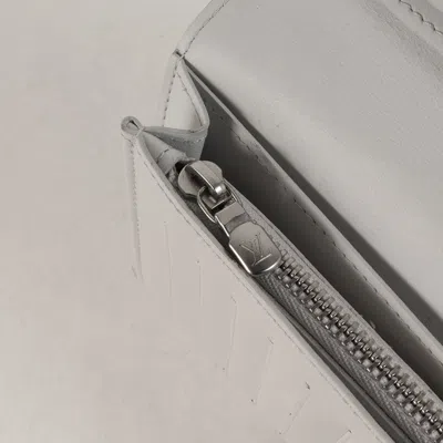 Pre-owned Louis Vuitton White Leather Long Wallet (bi-fold) ()